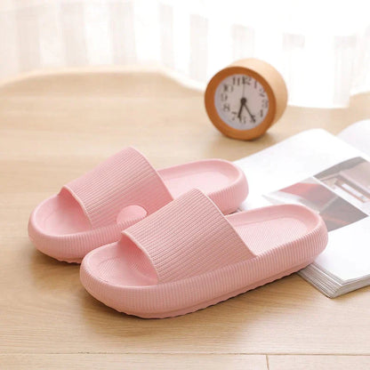 Noa Slippers | Comfortabele Slippers met Brede Band en Dikke Zool