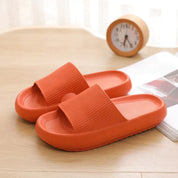 Noa Slippers | Comfortabele Slippers met Brede Band en Dikke Zool