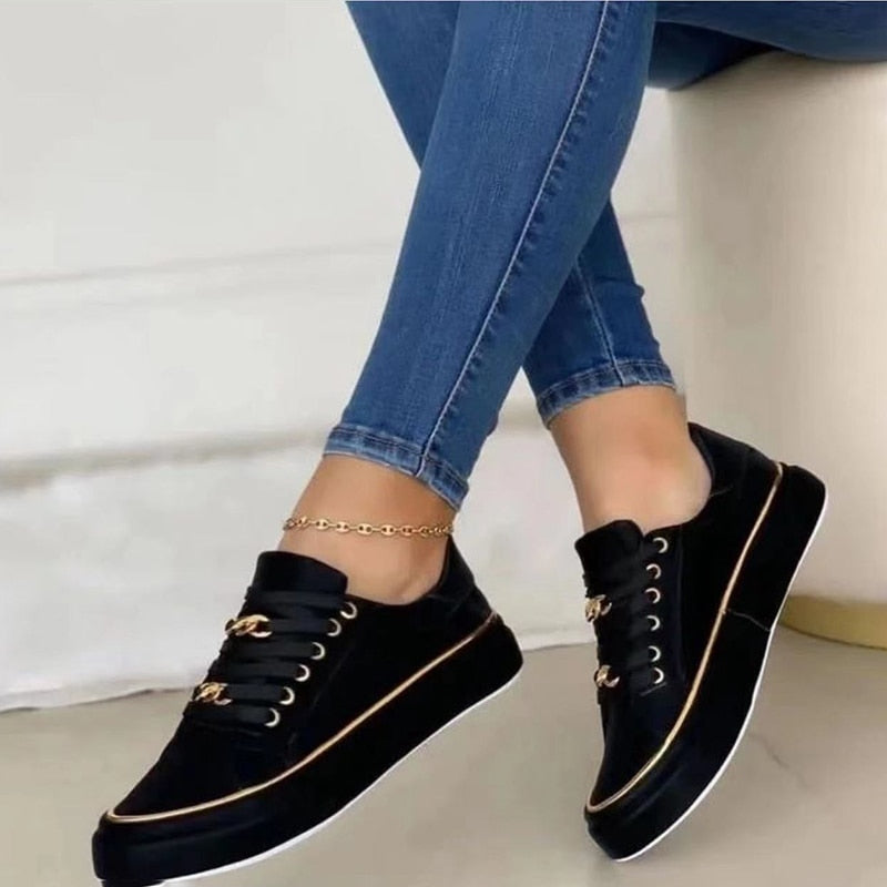 Abrielle | Dames Sneakers met Kettingdetail en Plateauzool – Mode Ontmoet Comfort