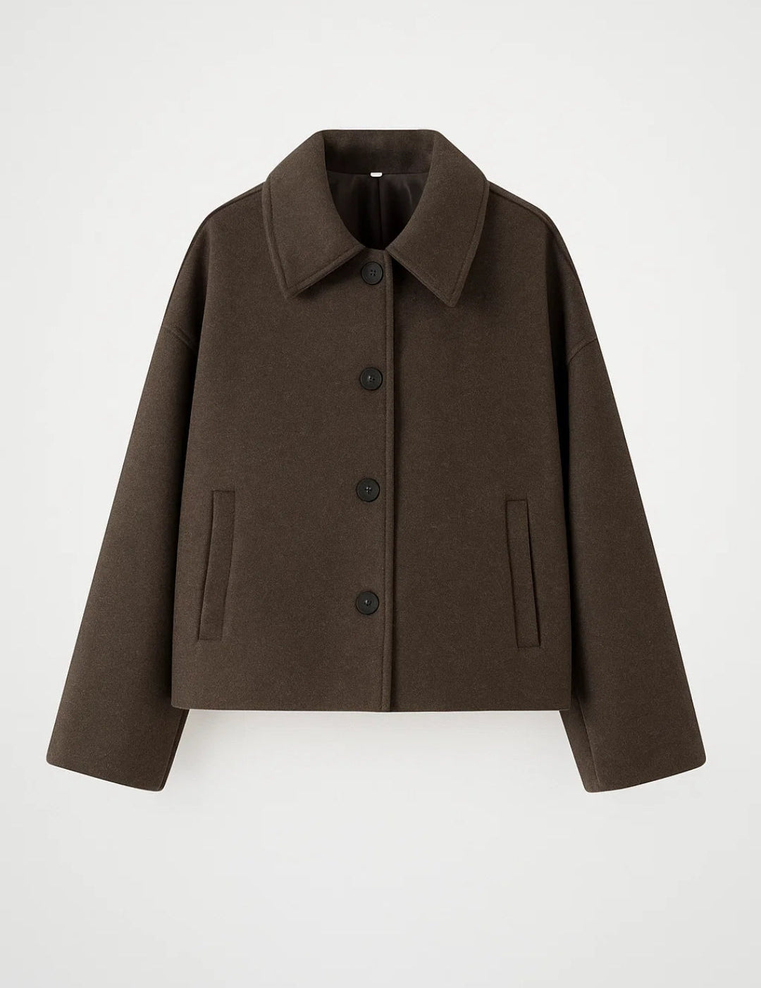 Korte_Damesjas_Minimalistisch_Design_met_Grote_Kraag_Warm_en_Tijdloos2.jpg
