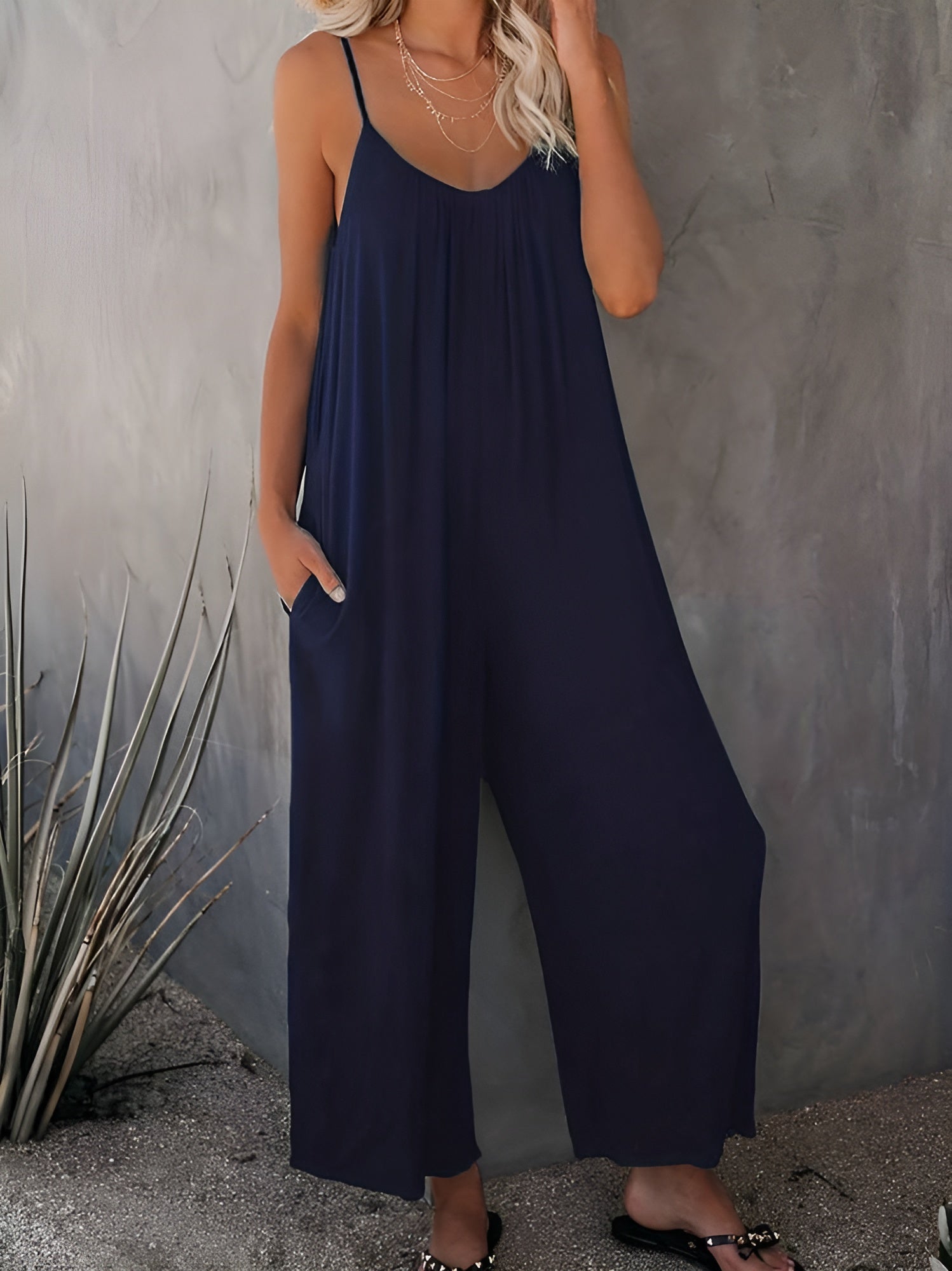 Anika Jumpsuit | Mouwloze Basic Jumpsuit met Stretch en Comfortabele Pasvorm