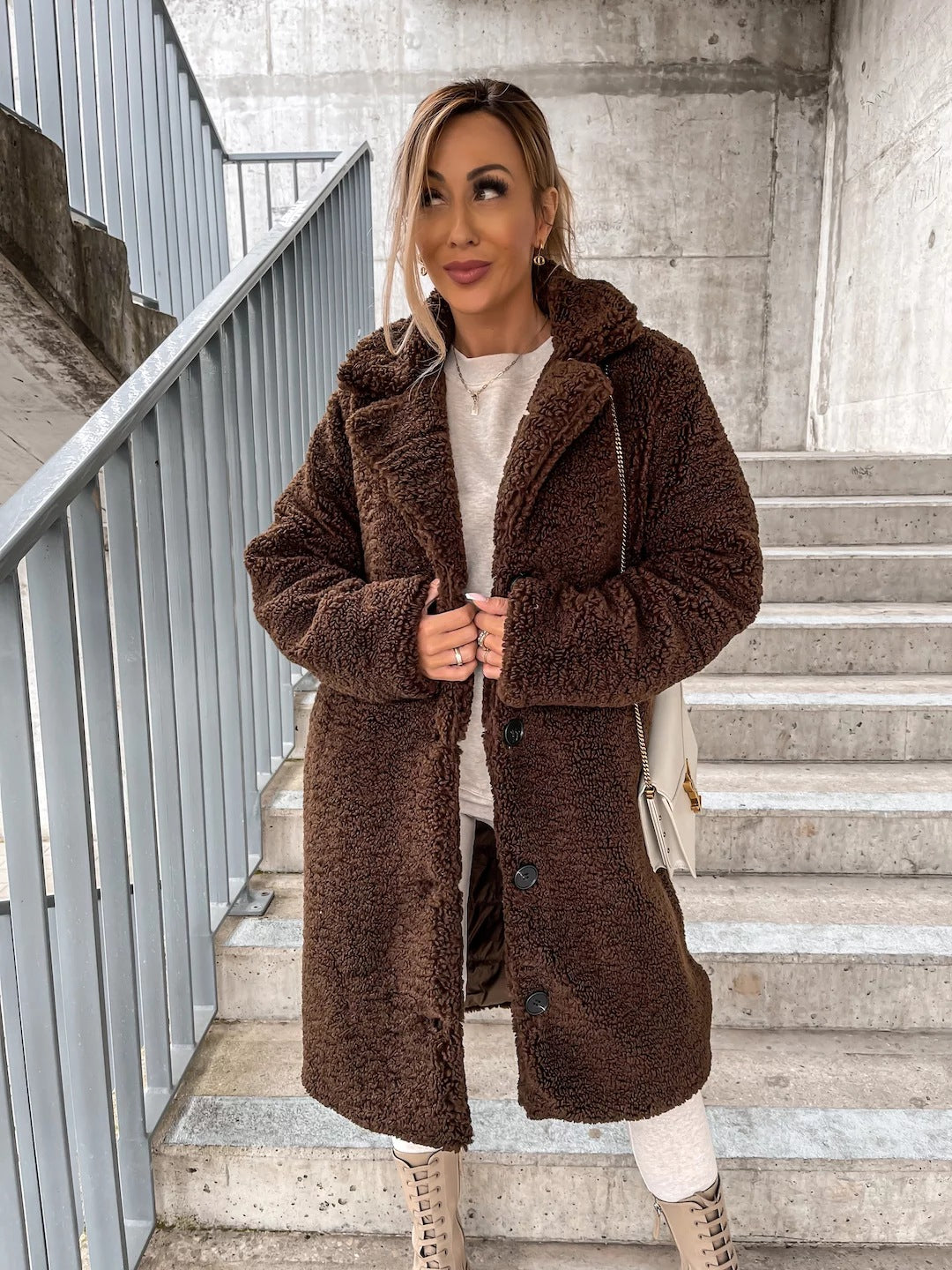 Elena Wool Coat | Oversized Lange Damesjas van Wolmix met Klassieke Revers