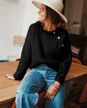 Isabella Damestrui Wolmix – Relaxte Pasvorm met Rufflekraag en Knoopdetails