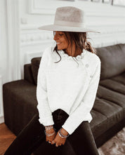 Isabella Damestrui Wolmix – Relaxte Pasvorm met Rufflekraag en Knoopdetails