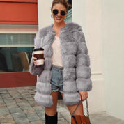 Chiara Kunstbont Jas | Luxe Dames Jas van Zacht Faux Fur met Volumineuze Mouwen en Elegante Pasvorm