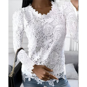Bianca Lace Blouse | Damesblouse met Delicaat Kant, Vrouwelijke Pasvorm en Klassieke Ronde Hals
