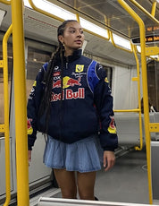 Rafaella Red Bull Racing jas unisex – oversized streetwear jack met sponsorlogo’s