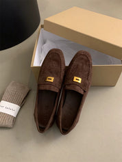 Suède Loafers Dames. Lichtgewicht, Tijdloos Comfortabel – Maison Elara