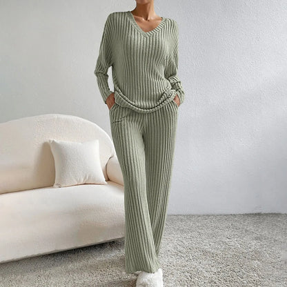 Lena Set | Gebreide Dames Loungewear Set met V-hals en Luchtige Pasvorm voor de Lente