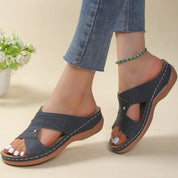 Dames Orthopedische Sandalen met Perforatie, Kruisende Bandjes en Ondersteunende Zool - Beige/Bruin/Blauw