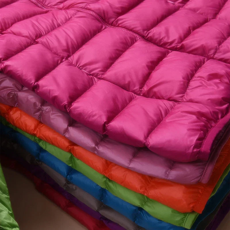 Chiara Jas | Lichtgewicht Dames Donzen Jas met Kap en Waterafstotende Laag