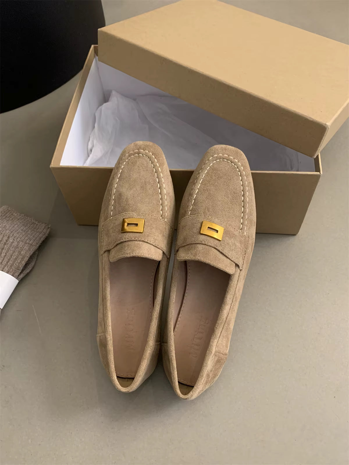 Suède Loafers Dames. Lichtgewicht, Tijdloos Comfortabel – Maison Elara
