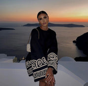 Raffaella Jurk | Geborduurde Damesjurk met Opstaande Kraag en Losse Pasvorm