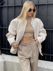 Daphne Mantel | Oversized Wollen Mantel met Ronde Hals en Verborgen Knopen