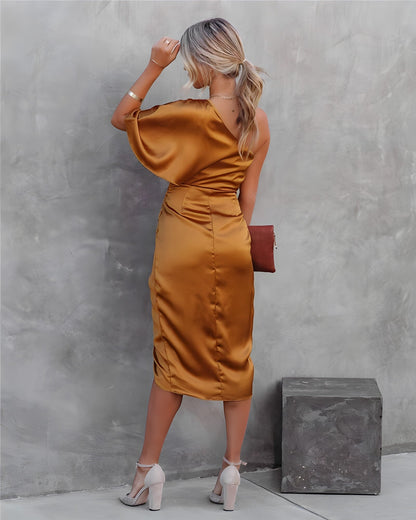 Allegra Feestjurk | One-Shoulder Zijde Jurk met Irreguliere Zoom en Bodycon Fit