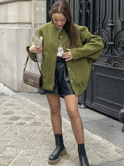 Daphne Mantel | Oversized Wollen Mantel met Ronde Hals en Verborgen Knopen