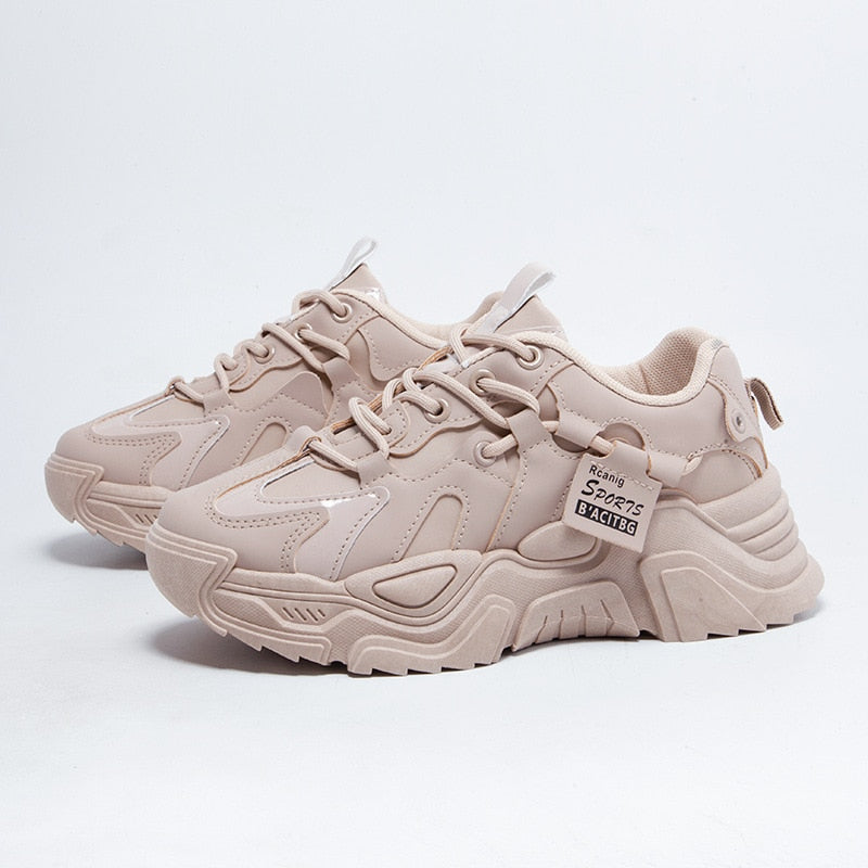 Christien | Comfortabele Chunky Sneakers Dames met Suède Look - Retro, Lichtgewicht en Stijlvol - Beige / Zwart / Wit