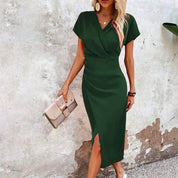 Livia Jurkje | Casual Kort Damesjurkje met V-Hals en Ontspannen Fit