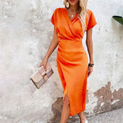 Livia Jurkje | Casual Kort Damesjurkje met V-Hals en Ontspannen Fit