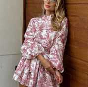 Alessia Jurk | Geplooide Zomerjurk met Off-Shoulder Design en Luchtige Pasvorm