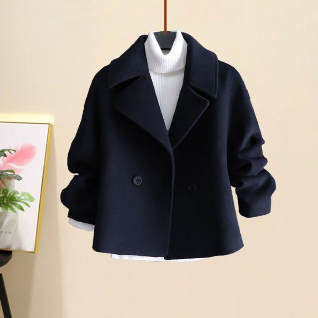 Aranka Jacket | Kort Damesjasje met Brede Revers en Dubbele Knoopsluiting