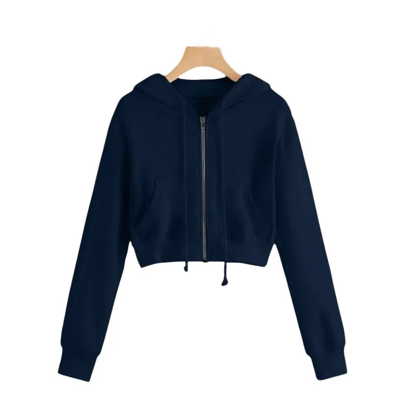 Alessia Hoodie | Kort Dames Sweatshirt met Kap en Trendy Winterlook