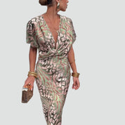 Verleidelijke Luchtige Maxi Jurk Dames met Overslaghalslijn, Diepe V-hals en Dierenprint - Groen/Roze/Beige