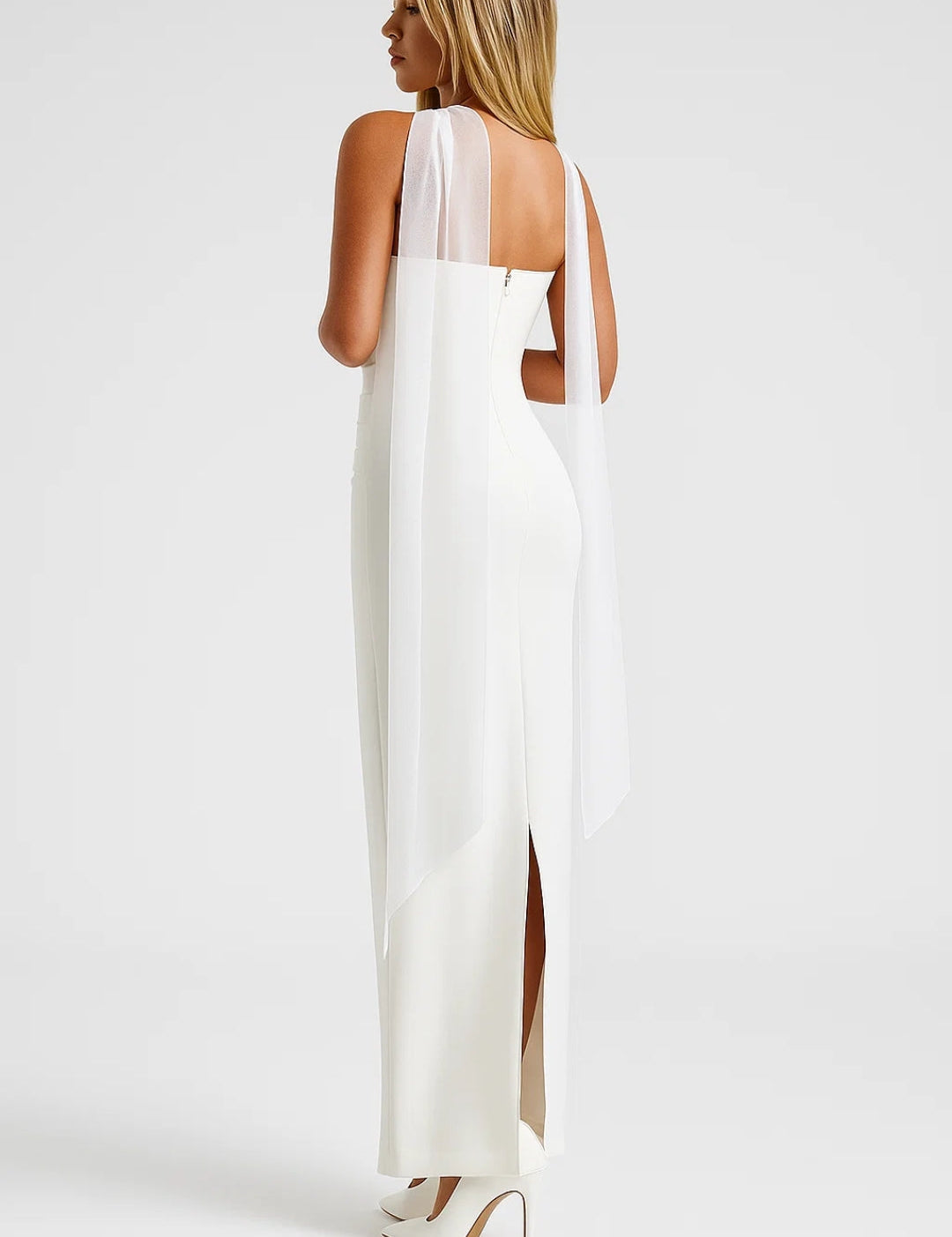 Strapless_Avondjurk_Elegante_Lange_Snit_met_Sjaaldetail_Lichtgewicht_en_Ademend2_cdd6b6e9-1315-492f-b6f9-e30d4cb77909.jpg