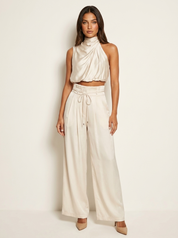Tweedelige Satijnen Co-ord Set Seraphine met Haltertop en Wijde Broek - Zwart/Champagne/Rood