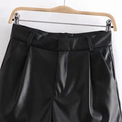 Angel Short | Hoog Getailleerde PU-Leren Dames Short met Retro Vibes