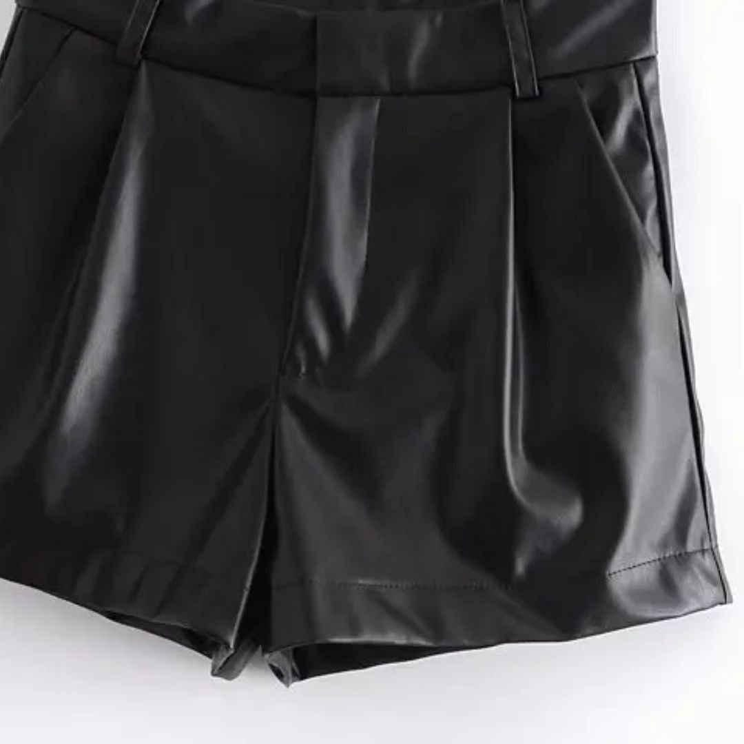 Angel Short | Hoog Getailleerde PU-Leren Dames Short met Retro Vibes