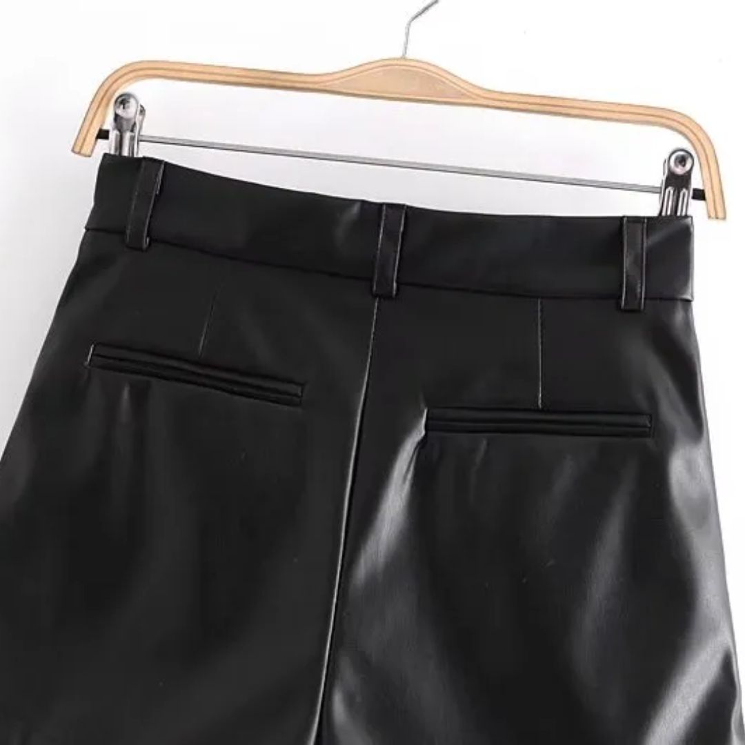 Angel Short | Hoog Getailleerde PU-Leren Dames Short met Retro Vibes