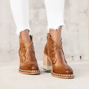 Alessia Haklaarzen | Chique Dameslaarzen met Slanke Hak en Elegant Design