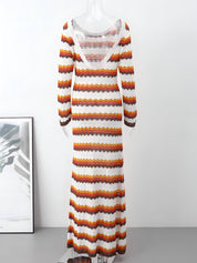 Angelica Jurk | Gestreepte Gebreide Vintage Jurk met Rugloos Design en Uitgeholde Mouwen