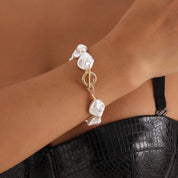 Dames Choker Barok Faux Parels Gouden Toggle Sluiting - Goud - Maelen