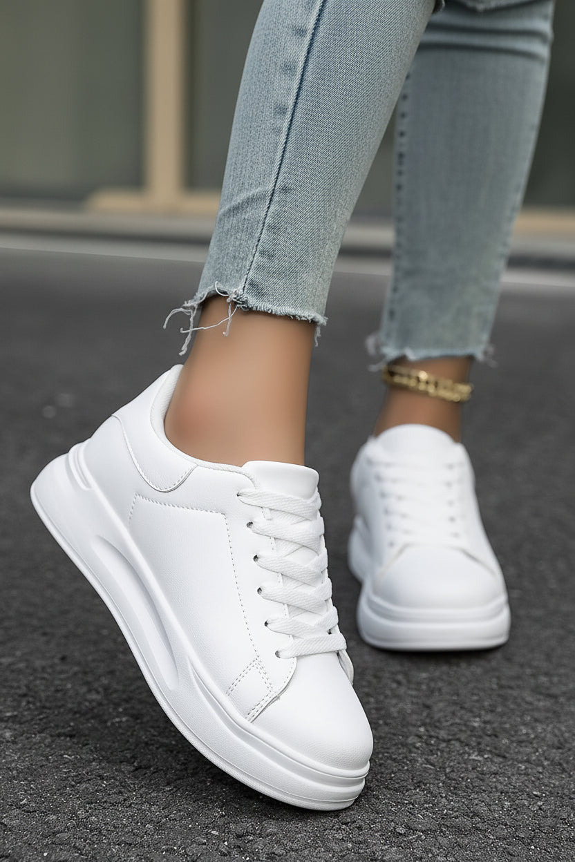Witte Sneakers Dames met Dikke Zool en Comfortabel Demping voor Dagelijks Gebruik - Stella Vito