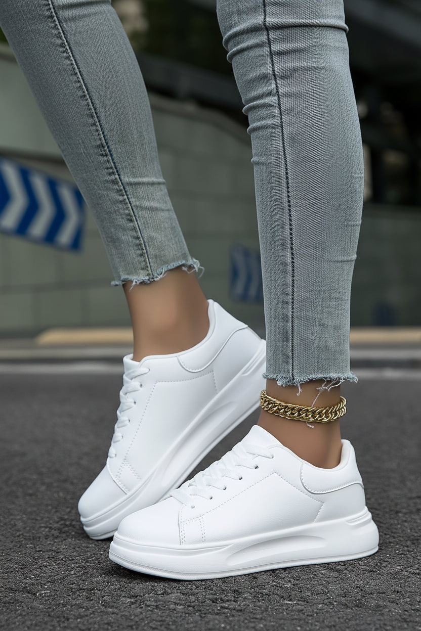 Witte Sneakers Dames met Dikke Zool en Comfortabel Demping voor Dagelijks Gebruik - Stella Vito