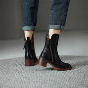 Claudia Enkellaarsjes dames met rits – elegante boots met blokhak en strikdetail achter