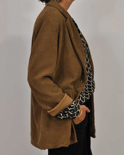 Elena dames blouse – geometrisch patroon met V-hals & lange mouwen