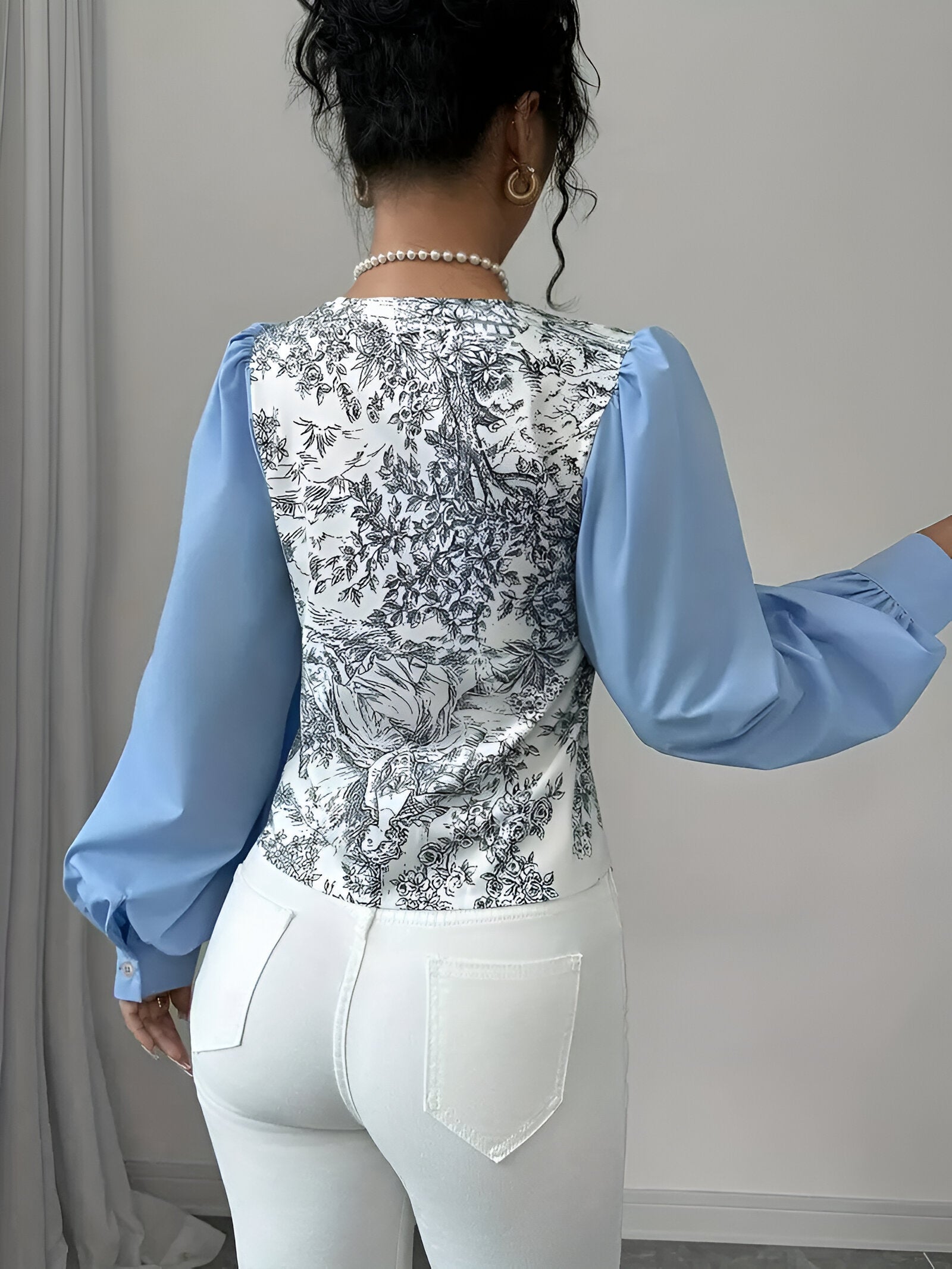 Blair Blouse | Bloemenprint Blouse met V-Hals en Lantaarnmouwen