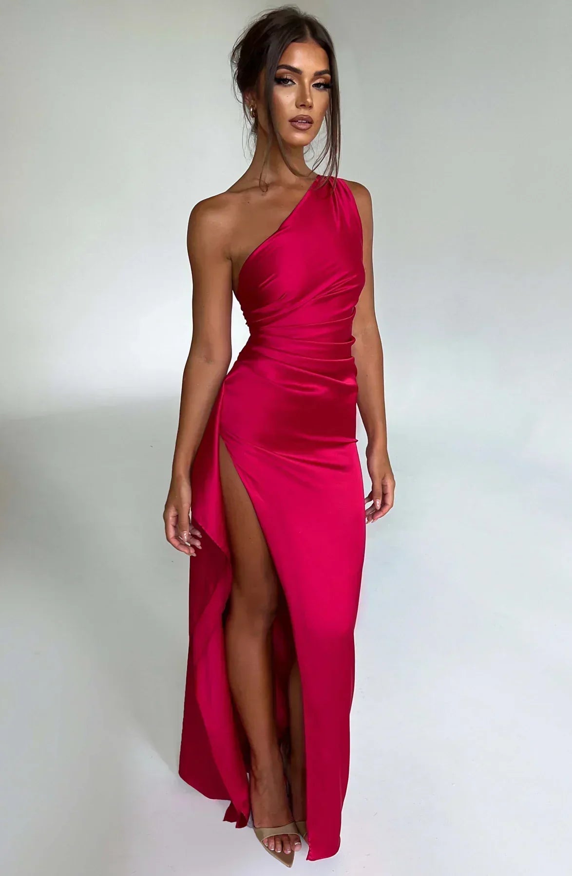Valentina Splitjurk | Satijnen One-Shoulder Avondjurk met Elegante Hoge Split