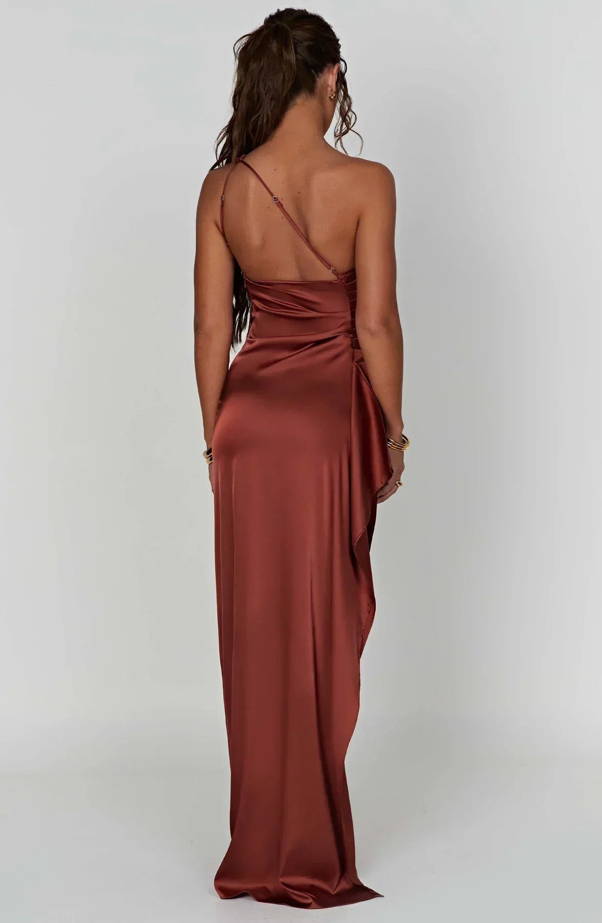 Valentina Splitjurk | Satijnen One-Shoulder Avondjurk met Elegante Hoge Split