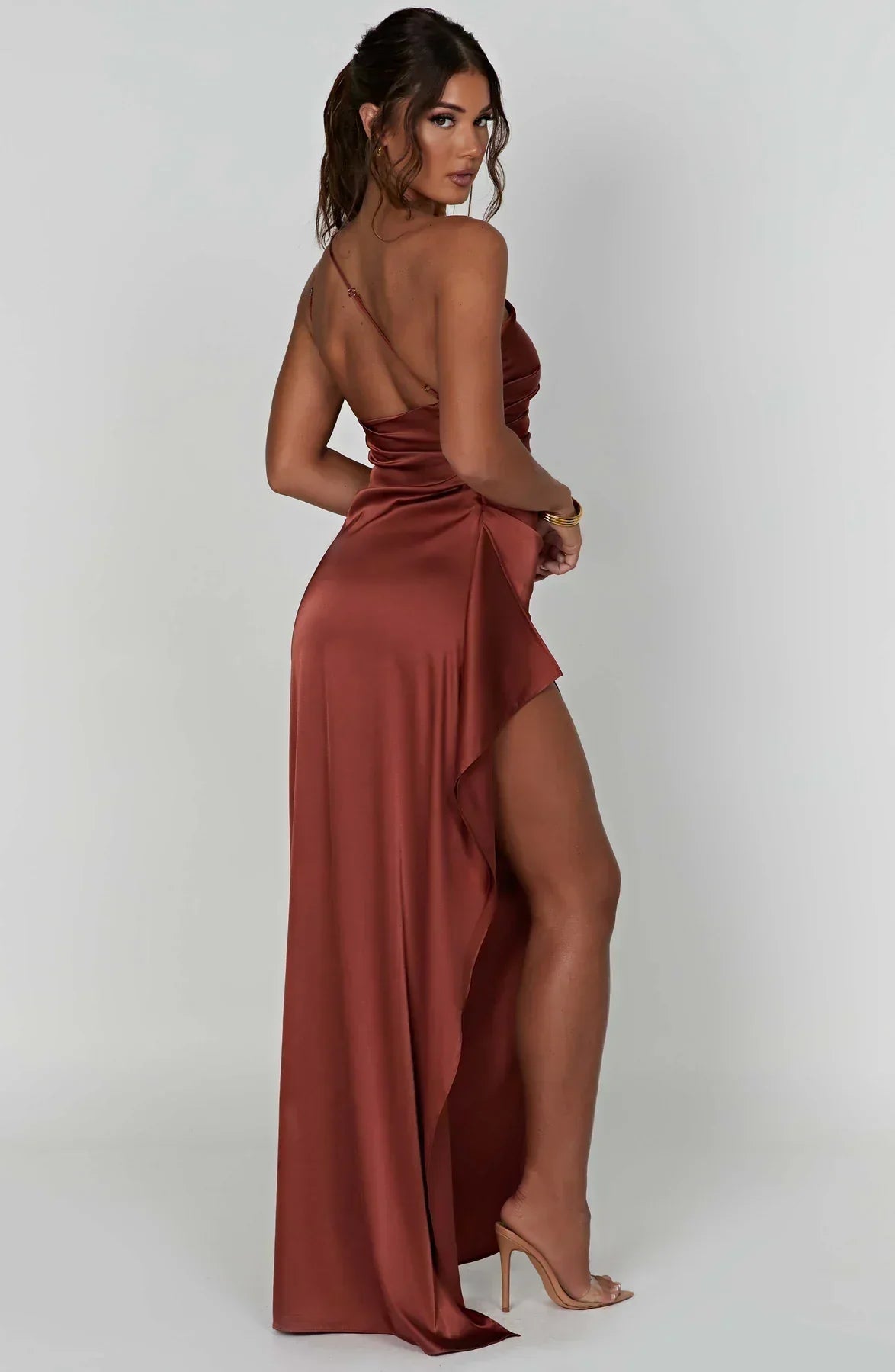 Valentina Splitjurk | Satijnen One-Shoulder Avondjurk met Elegante Hoge Split