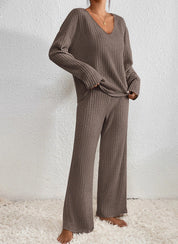 Lena Set | Gebreide Dames Loungewear Set met V-hals en Luchtige Pasvorm voor de Lente