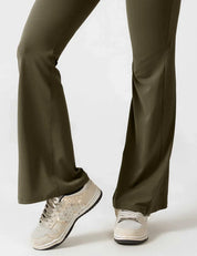 Elena Jumpsuit | Flared Dames Jumpsuit met V-Rug en Shaping Effect