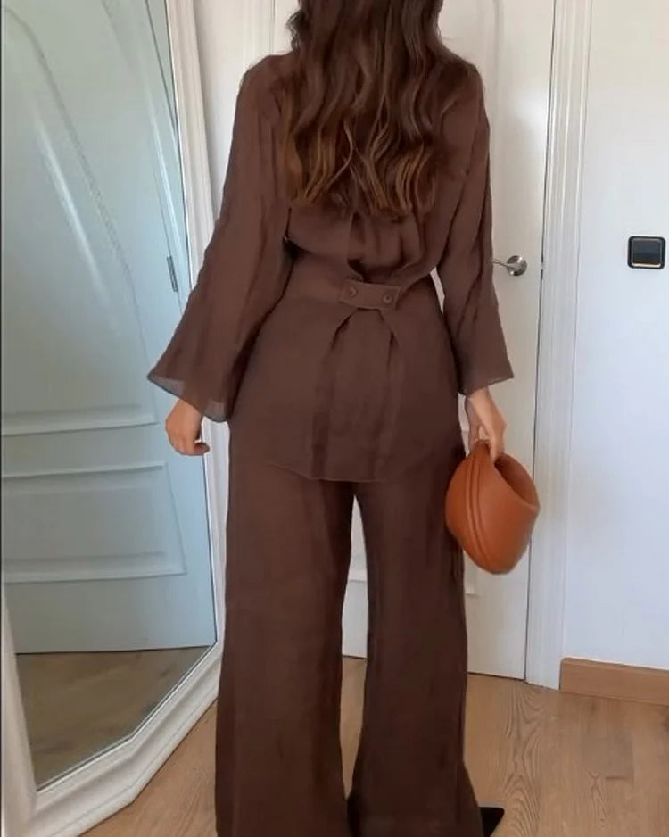 Adriana Set | V-Hals Blouse met Hoge Taille Broek en Lace-Up Detail