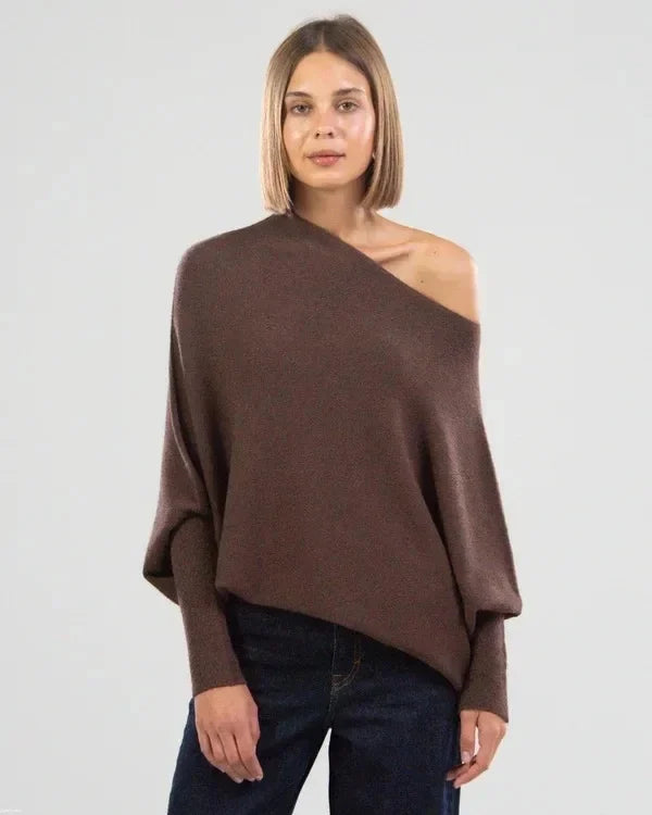 Aurora Asymmetric Sweater | Damestrui met Uniek Asymmetrisch Design en Veelzijdige Swing Kraag