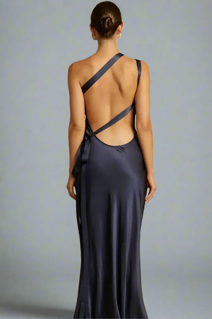 Elodie Jurk | One-Shoulder Avondjurk met Sculpturale Snit en Vloeiende Pasvorm