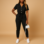 Allesia dames jumpsuit | Getailleerde one-piece met knoopsluiting | Elegante pasvorm