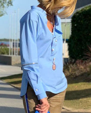 Alizée Blouse | Trendy Damesblouse met Zijdelingse Knoopdetails en Comfortabele Pasvorm